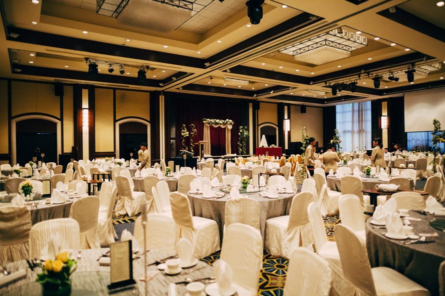 bedok lutheran church and swissotel singapore wedding photography