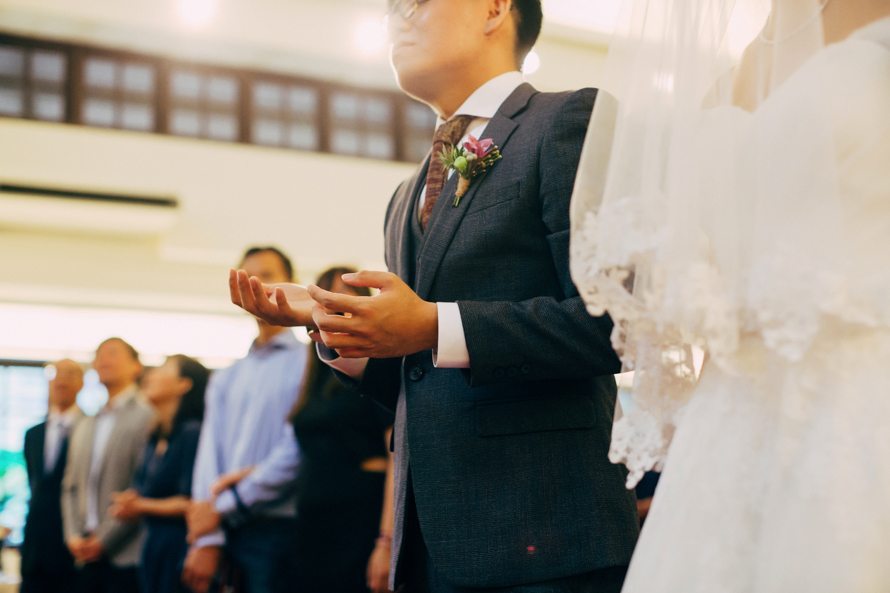 bedok lutheran church and swissotel singapore wedding photography