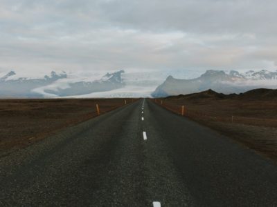 Iceland Roadtrip Pre Wedding Photography / Engagement Portraits
