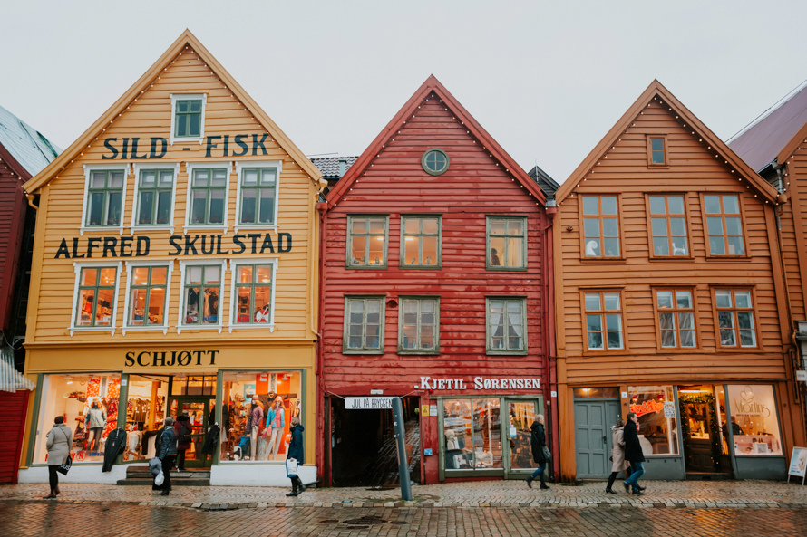 bergen norway winter pre wedding photography