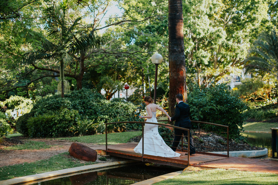 harold boas garden and pagoda perth wedding photography