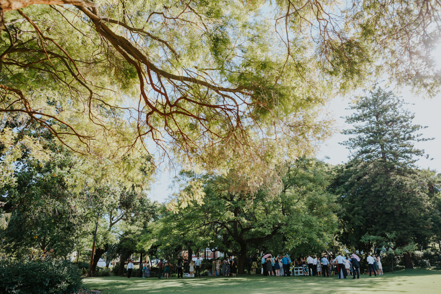 harold boas garden and pagoda perth wedding photography