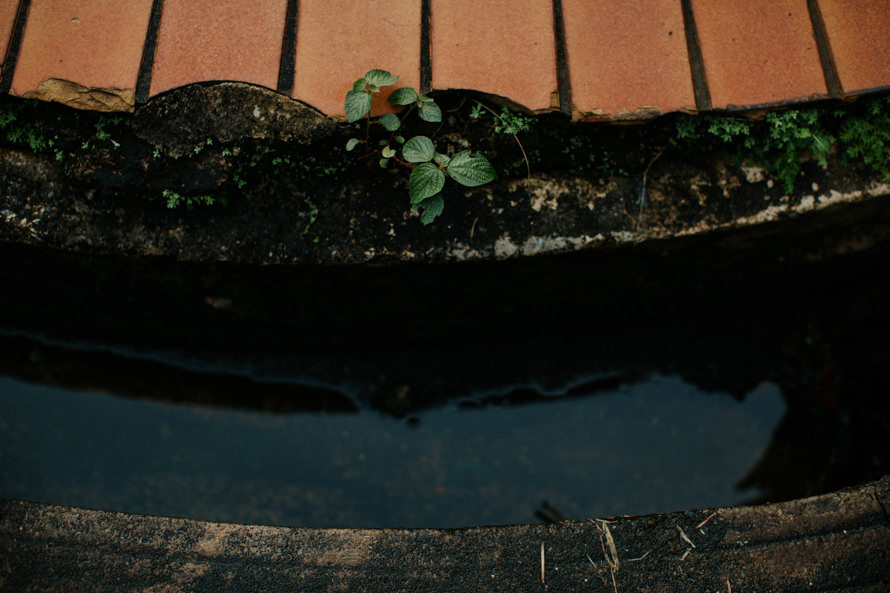 abandoned sports complex singapore pre wedding photography