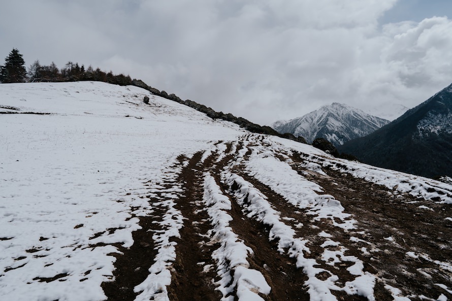 Siguniang Dafeng Summit Climb Photography