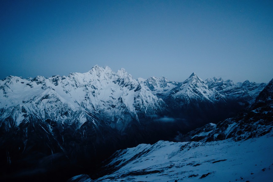 Siguniang Dafeng Summit Climb Photography