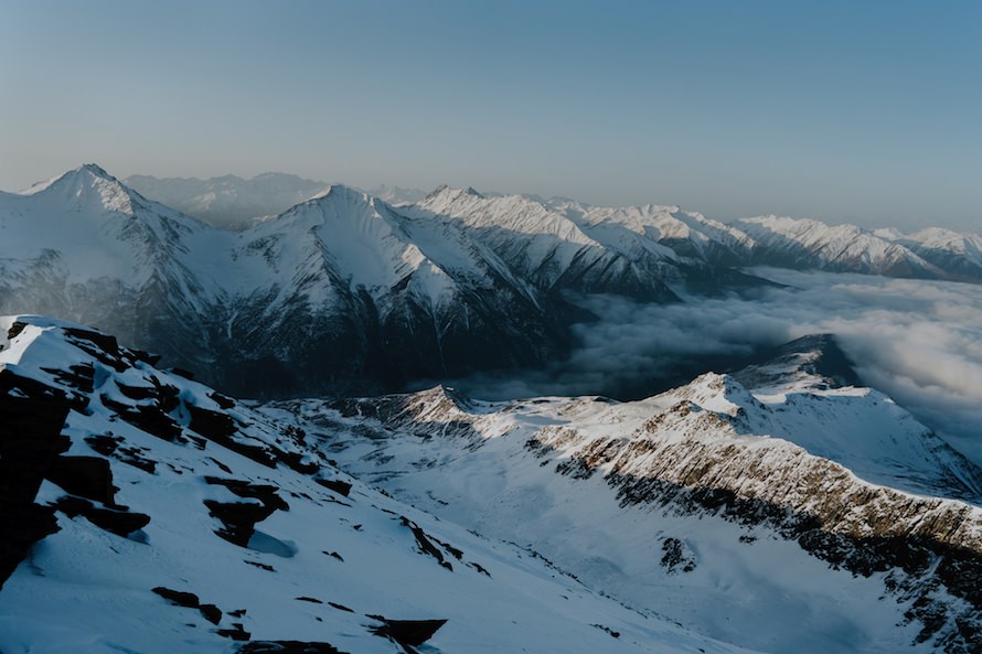 Siguniang Dafeng Summit Climb Photography