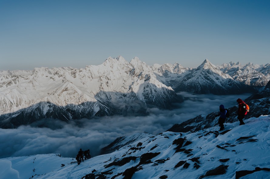Siguniang Dafeng Summit Climb Photography
